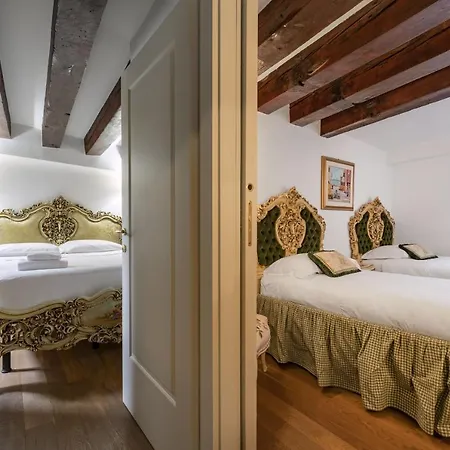 Gondola Luxury - Campo Santi Filippo E Giacomo By Wonderful Italy Apartament *