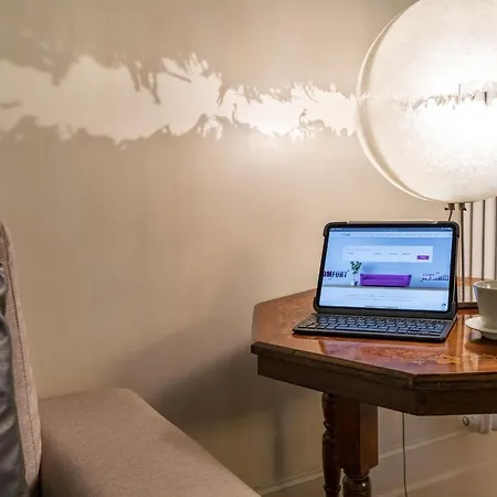 Gondola Luxury - Campo Santi Filippo E Giacomo By Wonderful Italy