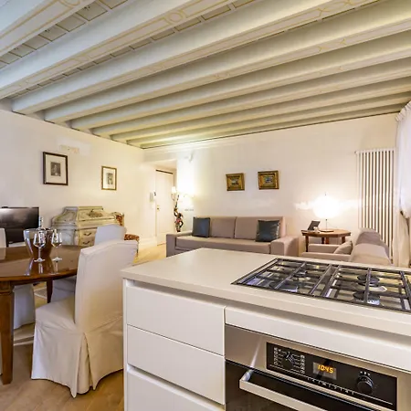 Gondola Luxury - Campo Santi Filippo E Giacomo By Wonderful Italy Apartment *