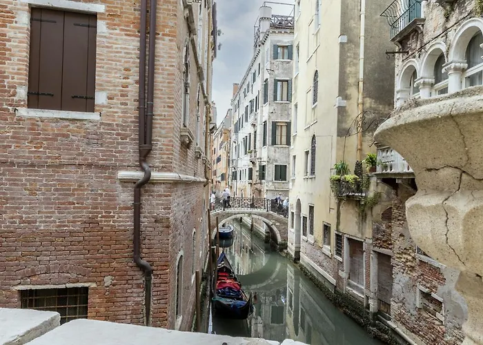 Appartement Gondola Luxury - Campo Santi Filippo E Giacomo By Wonderful Italy *