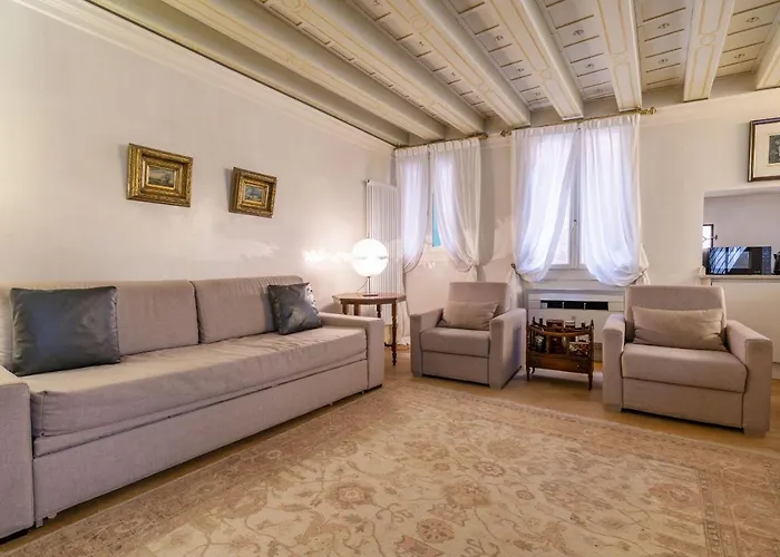 Appartement Gondola Luxury - Campo Santi Filippo E Giacomo By Wonderful Italy Venetië