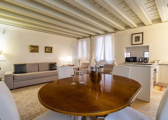 Gondola Luxury - Campo Santi Filippo E Giacomo By Wonderful Italy Appartement Venetië