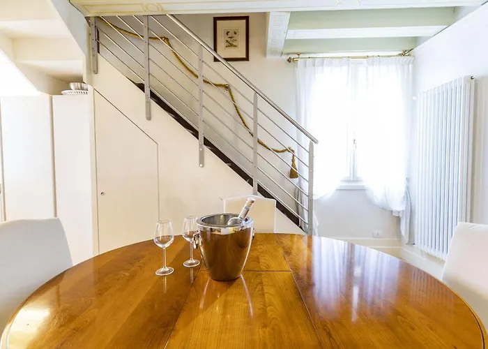 Gondola Luxury - Campo Santi Filippo E Giacomo By Wonderful Italy Appartement Venetië