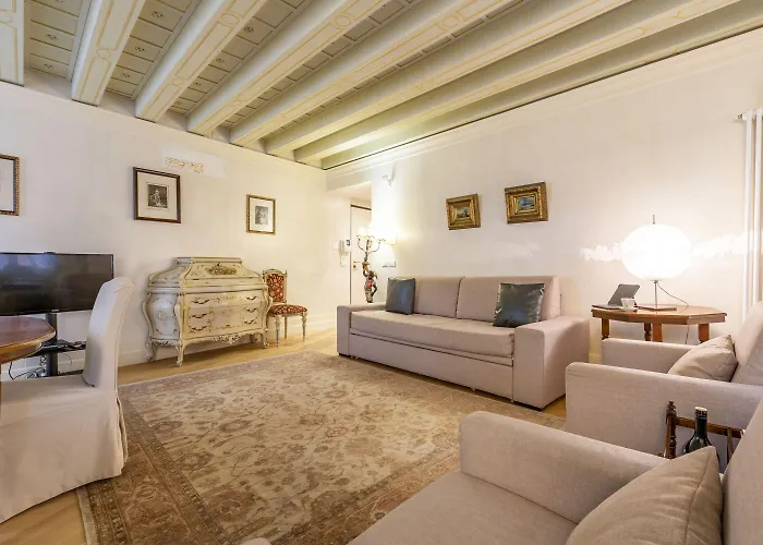 Appartement Gondola Luxury - Campo Santi Filippo E Giacomo By Wonderful Italy Venetië